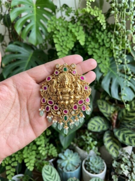 The Goddess Lakshmi Pendant & Jhumka Set